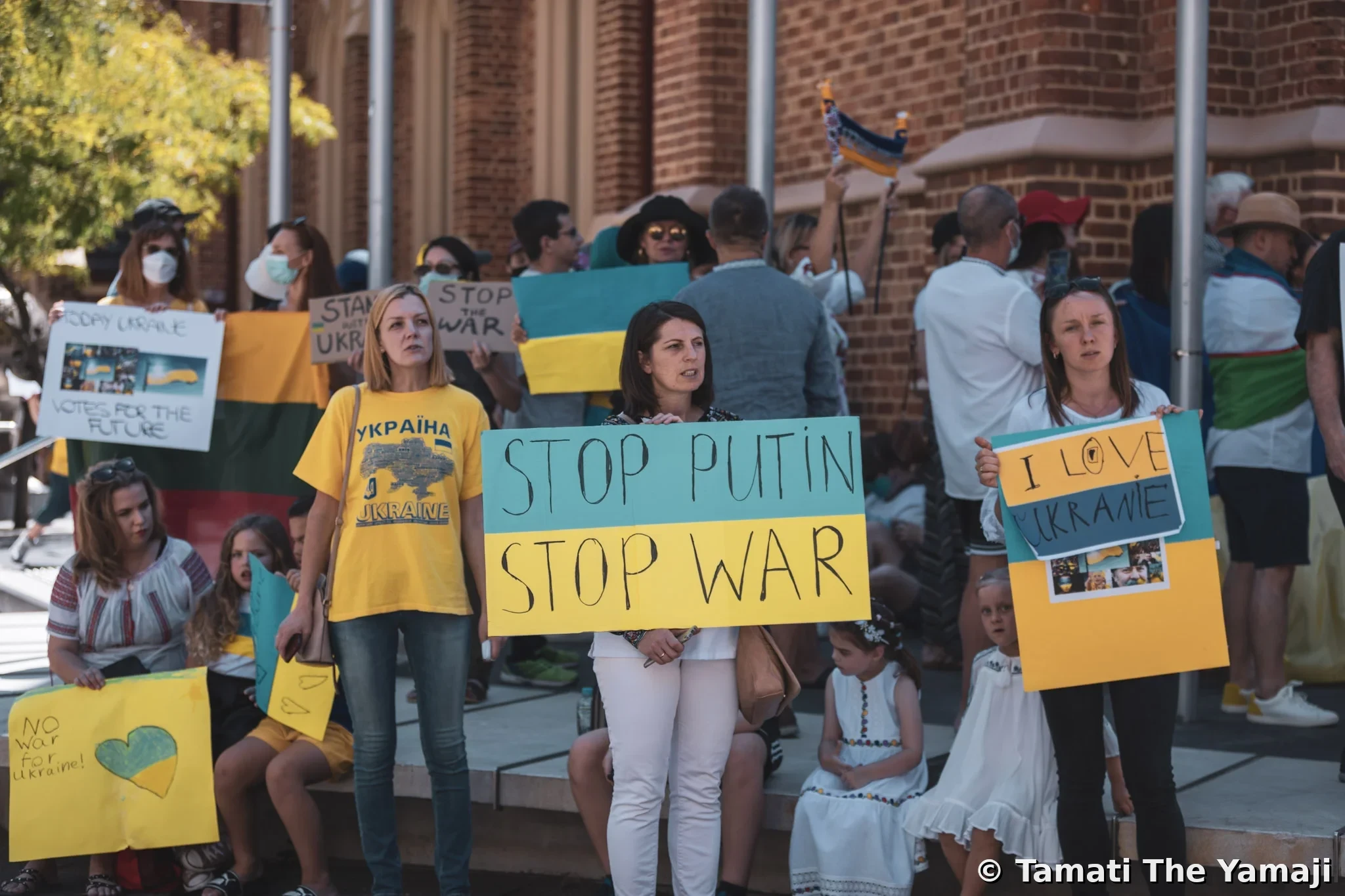 Ukraine Solidarity Rally, Boorloo - Image 9