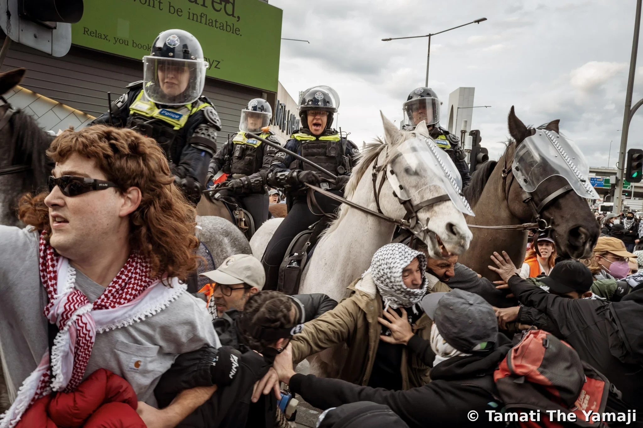 Land Forces Expo Blockade, Naarm - Image 2