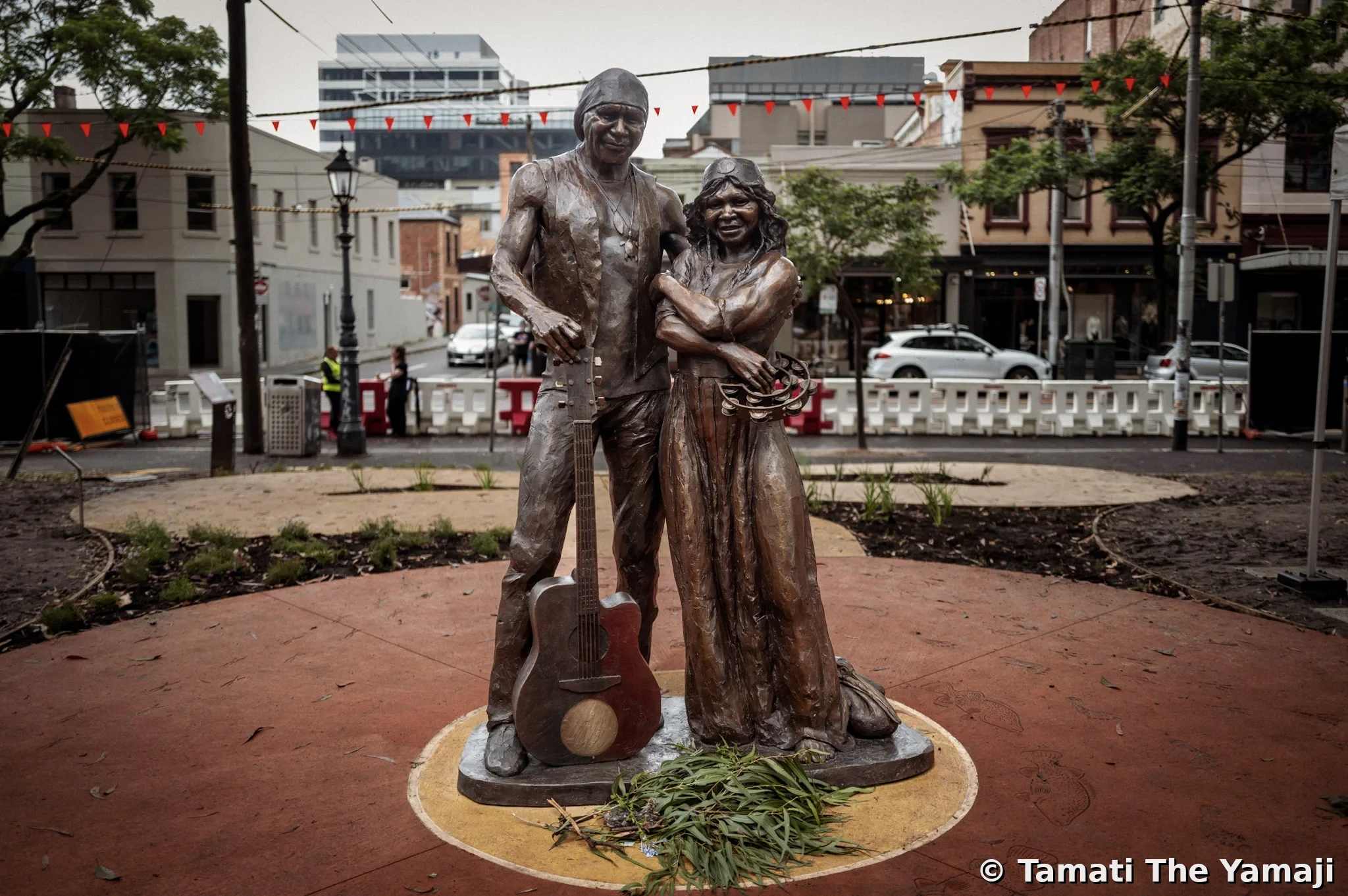 The Guardian - Ruby & Archie Statue, Naarm - Image 1