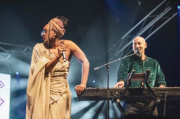 Electric Fields Live